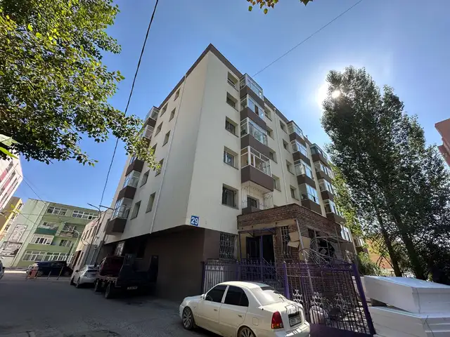 Ногоон нуурт дулаан гaраж, Улаанбаатар — Сүхбаатар — 10-р хороо