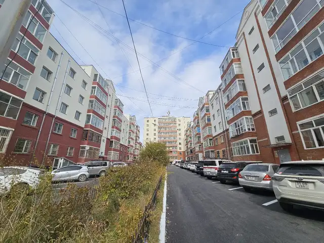 Сбд, ногоон урлан 65мкв 3 өрөө, Улаанбаатар — Сүхбаатар — Метро Молл