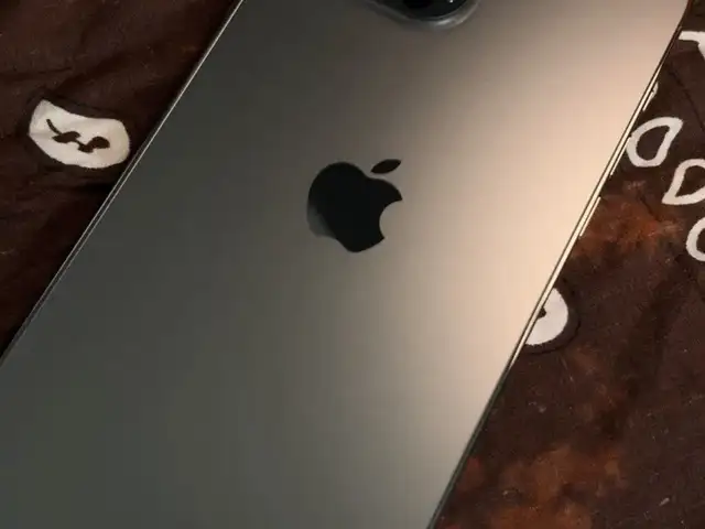 Apple iPhone 13 Pro Max, 256 gb, Silver, Улаанбаатар — Хан-Уул — Арцатын ам