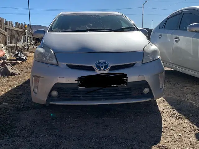 Toyota Prius 30