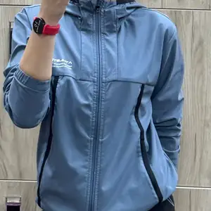Lining брендийн спорт хувцас, Улаанбаатар — Баянзүрх — 13-р хороолол