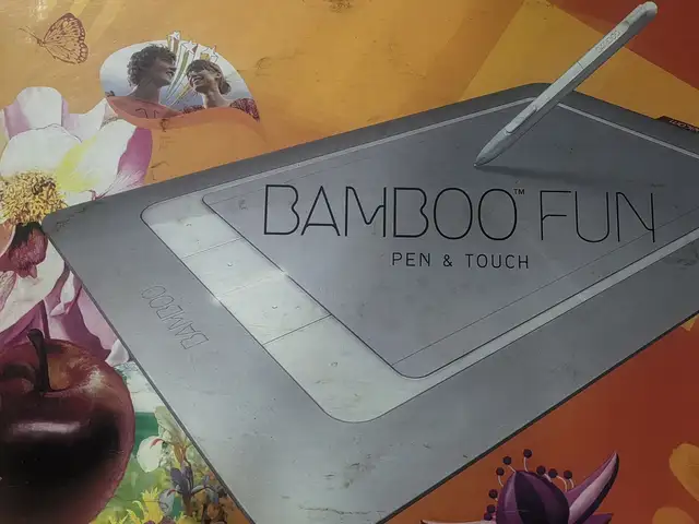 Pen touch график таблет, Улаанбаатар — Баянзүрх — 5-р хороо