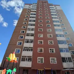 Сбд 11-р хороо ахмадын хотхонд 28мкв 1 өрөө байр, Улаанбаатар — Сүхбаатар — 100 айл