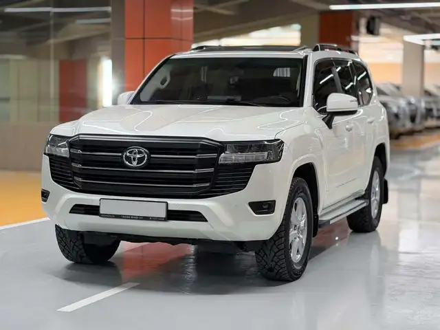 Toyota Land Cruiser 300