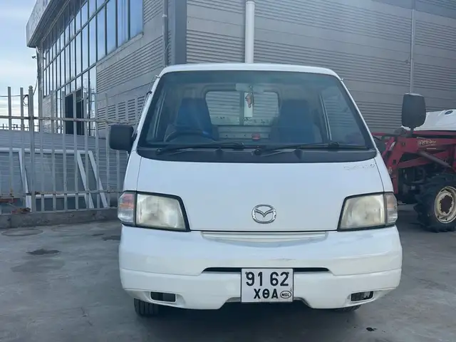 Mazda Тэвштэй, 2000, Улаанбаатар — Сонгинохайрхан — Авто худалдааны цогцолбор
