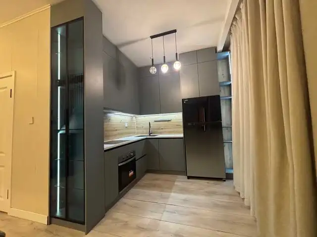 Нарны гүүрний баруун талд four season village хотхонд 3өрөө 63.8м2, Улаанбаатар — Баянгол — 23-р хороо