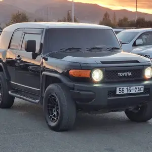 Toyota FJ Cruiser
