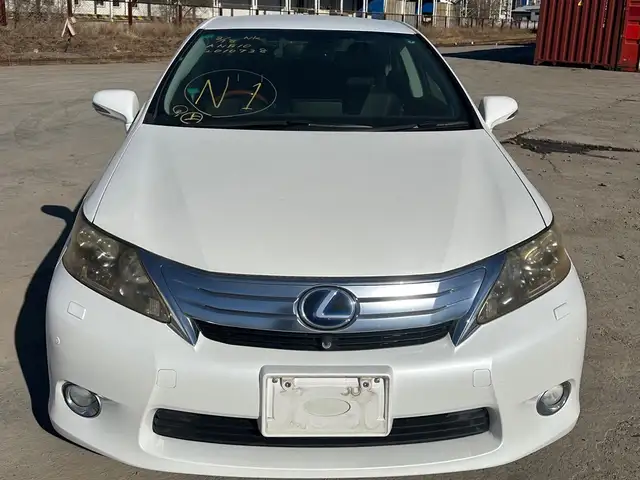 Lexus HS