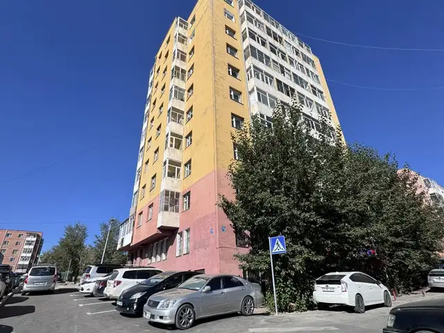 Бгд модны 2д төв зам дагуу 26мкв 1 өрөө байр, Улаанбаатар — Баянгол — 8-р хороо