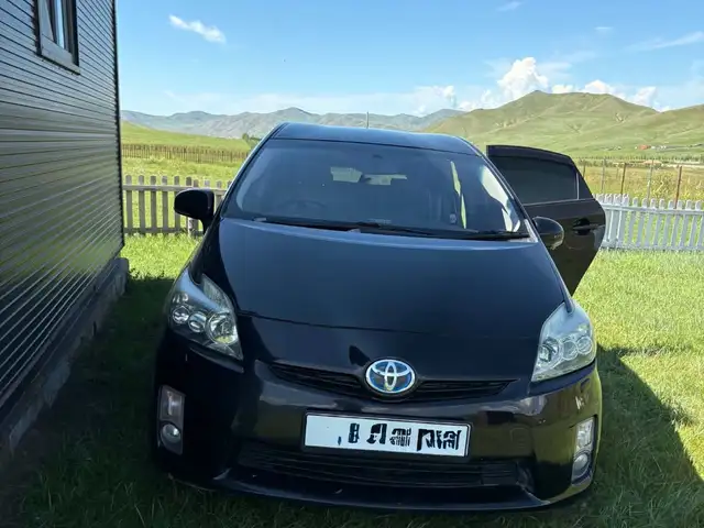 Toyota Prius 30