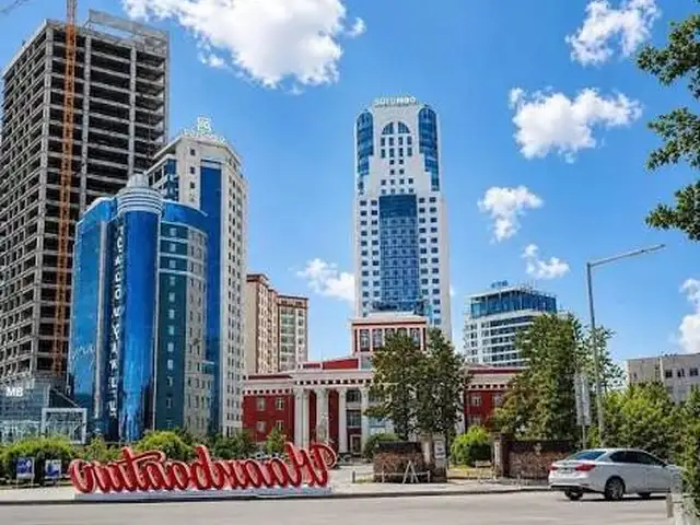 Хотын төвд автомашины зогсоол, Улаанбаатар — Сүхбаатар — 1-р хороо