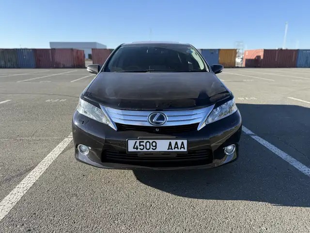 Lexus HS