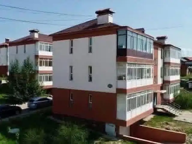 Дотоод хэргийн их сургуулийн ард хаус хотхонд 105мкв 4 өрөө байр, Улаанбаатар — Баянзүрх — 13-р хороо