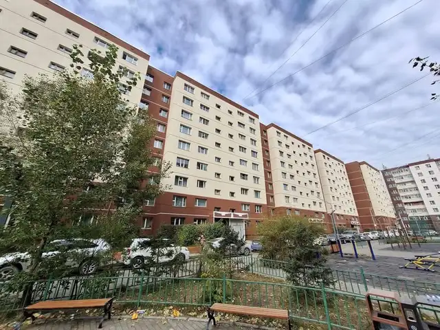 11-р хороололд 3 өрөө 40мкв, Улаанбаатар — Сүхбаатар — 11-р хороолол