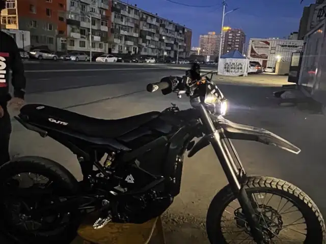 24 ultra surron, Улаанбаатар — Баянзүрх — 13-р хороолол