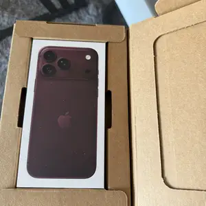 Apple iPhone 18 Pro Max, 256 gb, Улаанбаатар — Хан-Уул — 15-р хороо