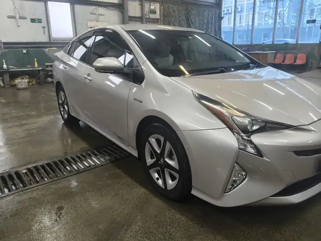 Toyota Prius 51