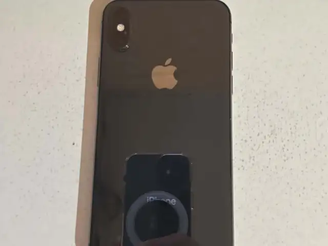 Apple iPhone Xs, 256 gb, Space Grey, Улаанбаатар — Баянзүрх — 84-р сургуулийн ойролцоо