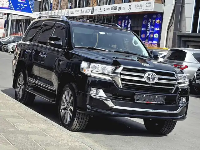 Toyota Land Cruiser 200