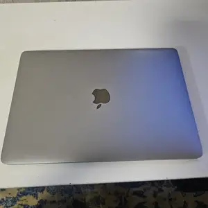 Apple 13", Intel Core i5, 8 GB RAM, 256 GB, Улаанбаатар — Баянзүрх — 31-р хороо