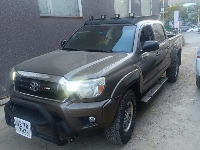 Toyota Tacoma