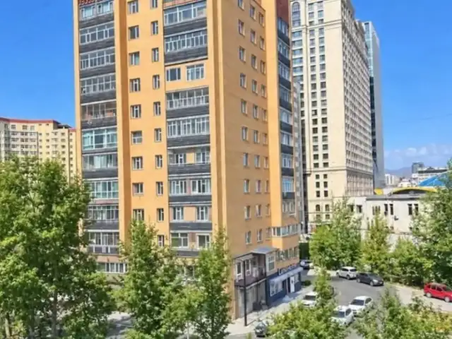 Сбд хотын төв циркийн урд 3 өрөө 85мкв, Улаанбаатар — Сүхбаатар — 3-р хороо