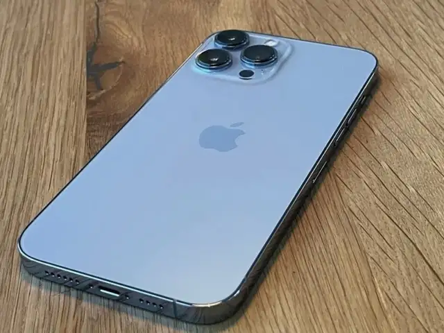 Iphone 13 pro, Улаанбаатар — Сонгинохайрхан — 1-р хороолол