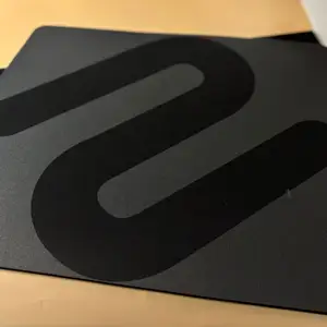 Zowie mouse pad, Улаанбаатар — Сүхбаатар — Метро Молл