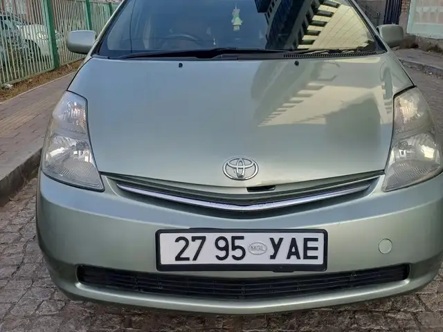 Toyota Prius 20