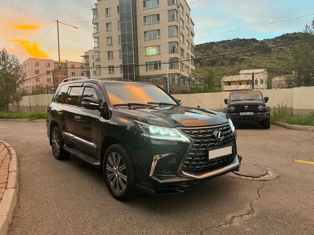 Lexus LX 570