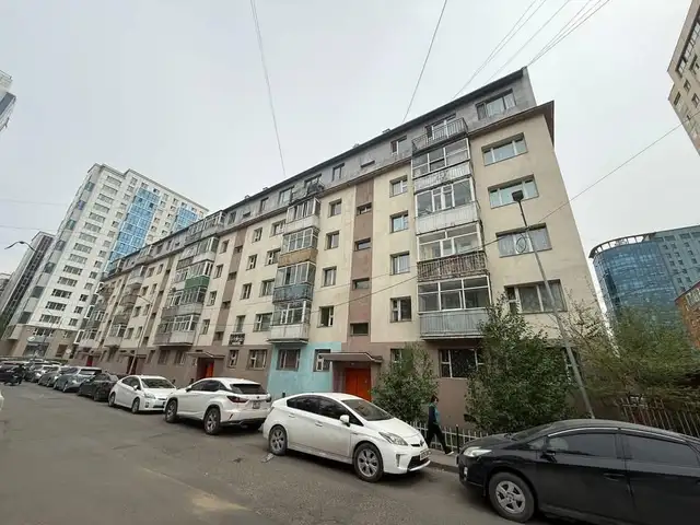 Худ, 2-р хороо, 19-р хороолол, саарлын 4-р байранд 3 өрөө байр 40мкв, Улаанбаатар — Хан-Уул — 19-р хороолол
