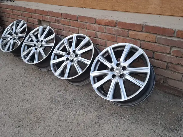 Хол5 r19 lexus, Улаанбаатар — Баянзүрх — Сансар