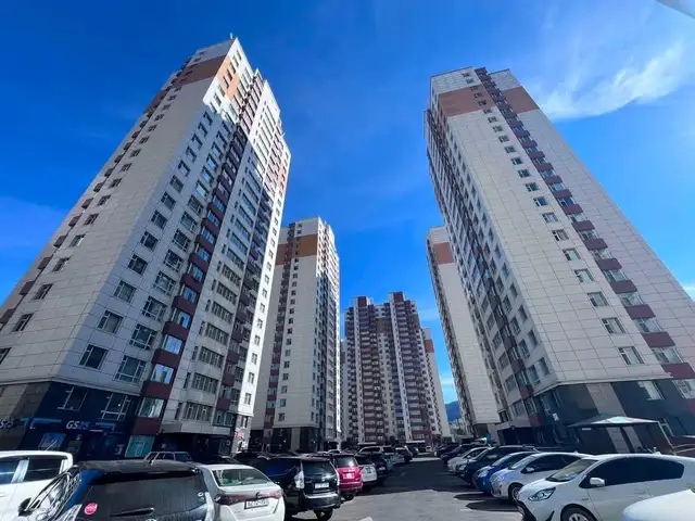 Нарны хороолол өндөрт 80 мкв 3 өрөө орон сууц, Улаанбаатар — Баянгол — Нарны хороолол