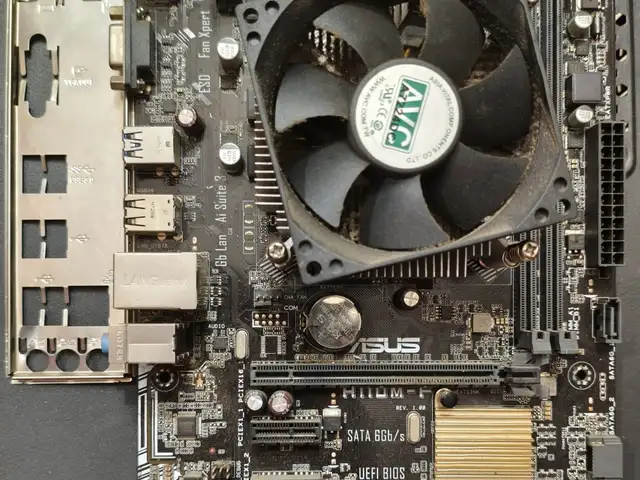 h110m f - pentium 4560, Улаанбаатар — Чингэлтэй — 22-р хороо