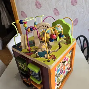 Хүүхдийн модон тоглоом, Улаанбаатар — Сүхбаатар — 2-р хороо