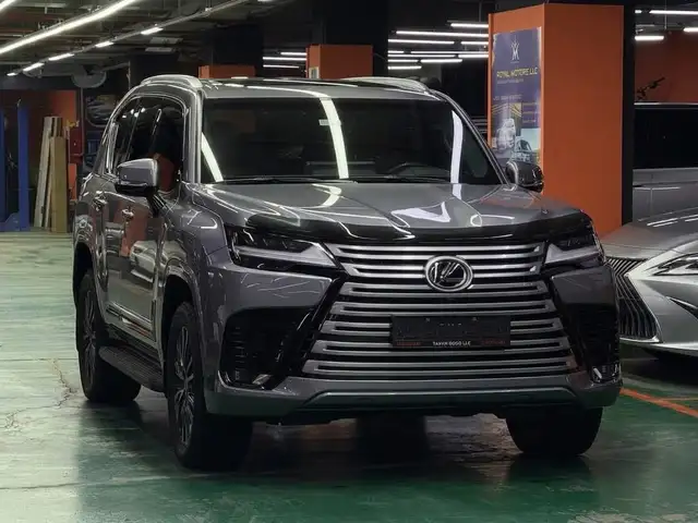 Lexus LX 600