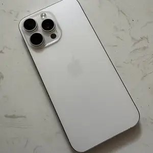 Apple iPhone 15 Pro Max, 256 gb, White Titanium, Улаанбаатар — Хан-Уул — 19-р хороолол