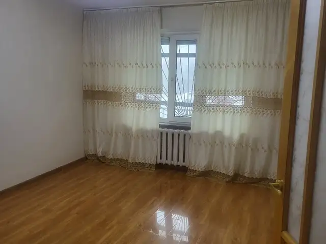 Хороолол өргөө кино театрын ард 3 өрөө байр 40мкв, Улаанбаатар — Баянгол — 13-р хороо