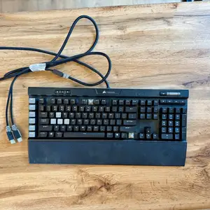 Corsair full, Орхон