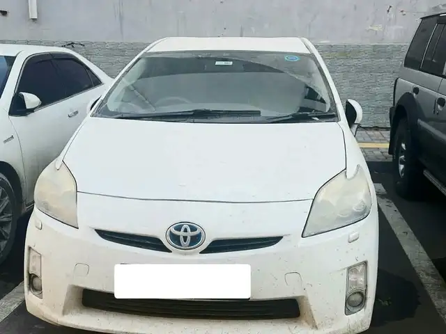 Toyota Prius 30