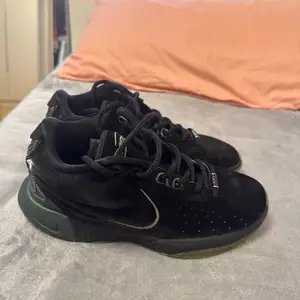 Lebron 21 orig arizmer 39, Улаанбаатар — Баянзүрх — 26-р хороо