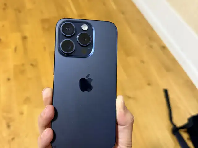 Apple iPhone 15 Pro, 128 gb, Blue Titanium, Улаанбаатар — Сүхбаатар — 1-р хороо