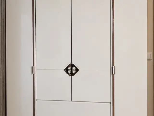 Шкаф, Улаанбаатар — Баянгол — 1-р хороо
