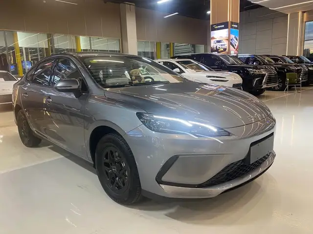 BYD Dolphin