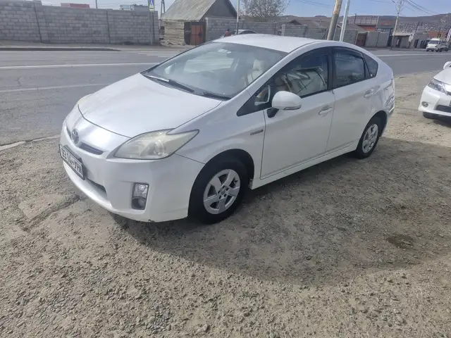 Toyota Prius 30