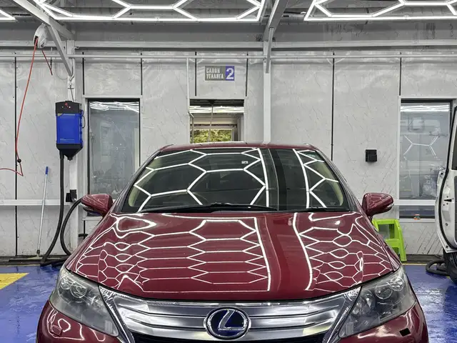Lexus HS
