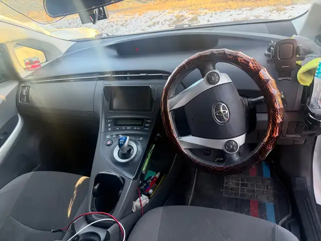 Toyota Prius 30