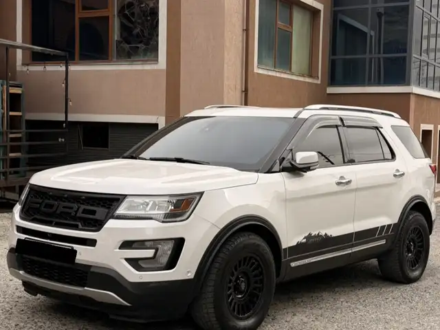 Ford Explorer