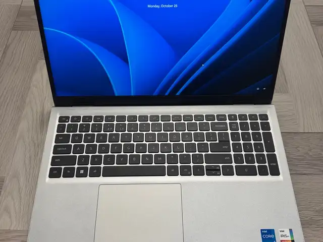 Dell 15'', Intel Core i5, 16 GB RAM, 512 GB, Улаанбаатар — Хан-Уул — King Tower
