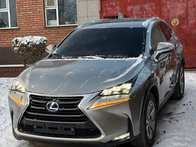 Lexus NX